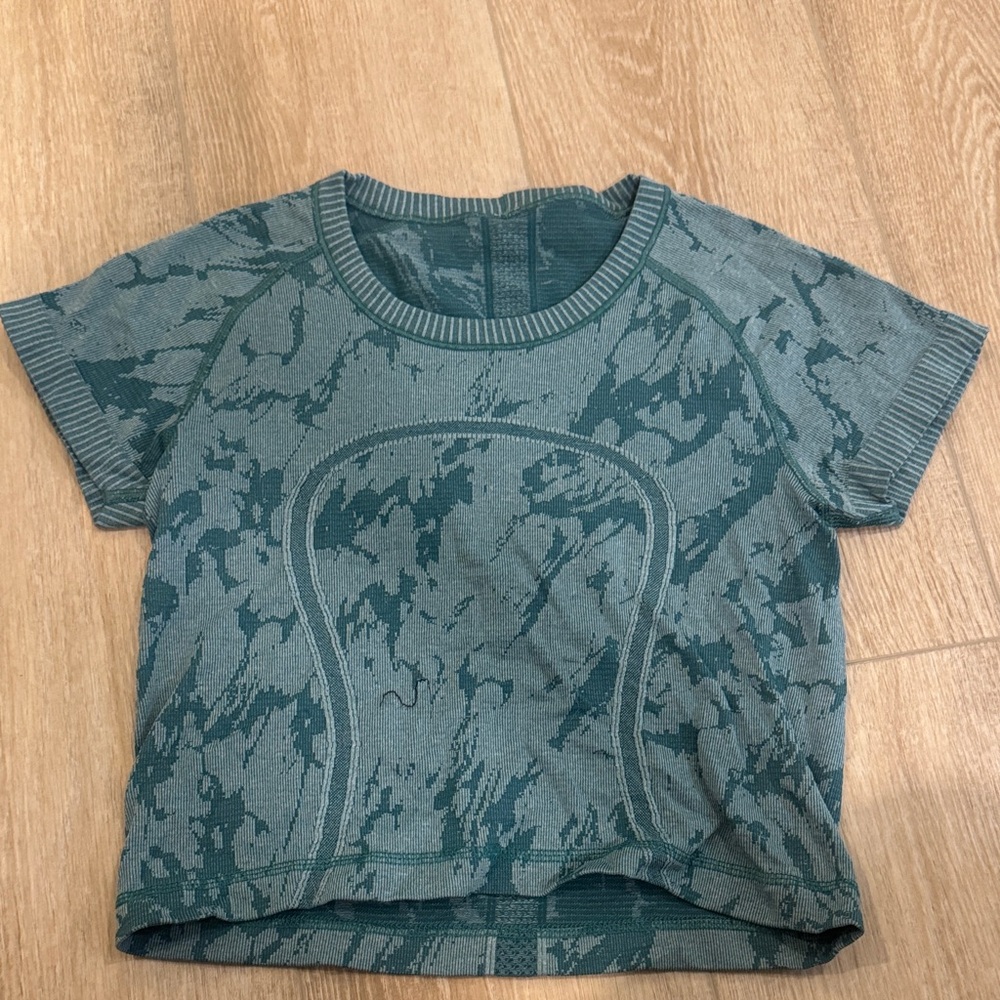 lululemon athletica swiftly Short Sleeve Tee
